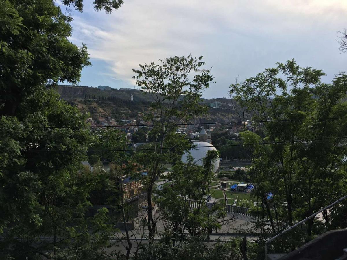 Hotel Jurkha Tbilisi ภายนอก รูปภาพ