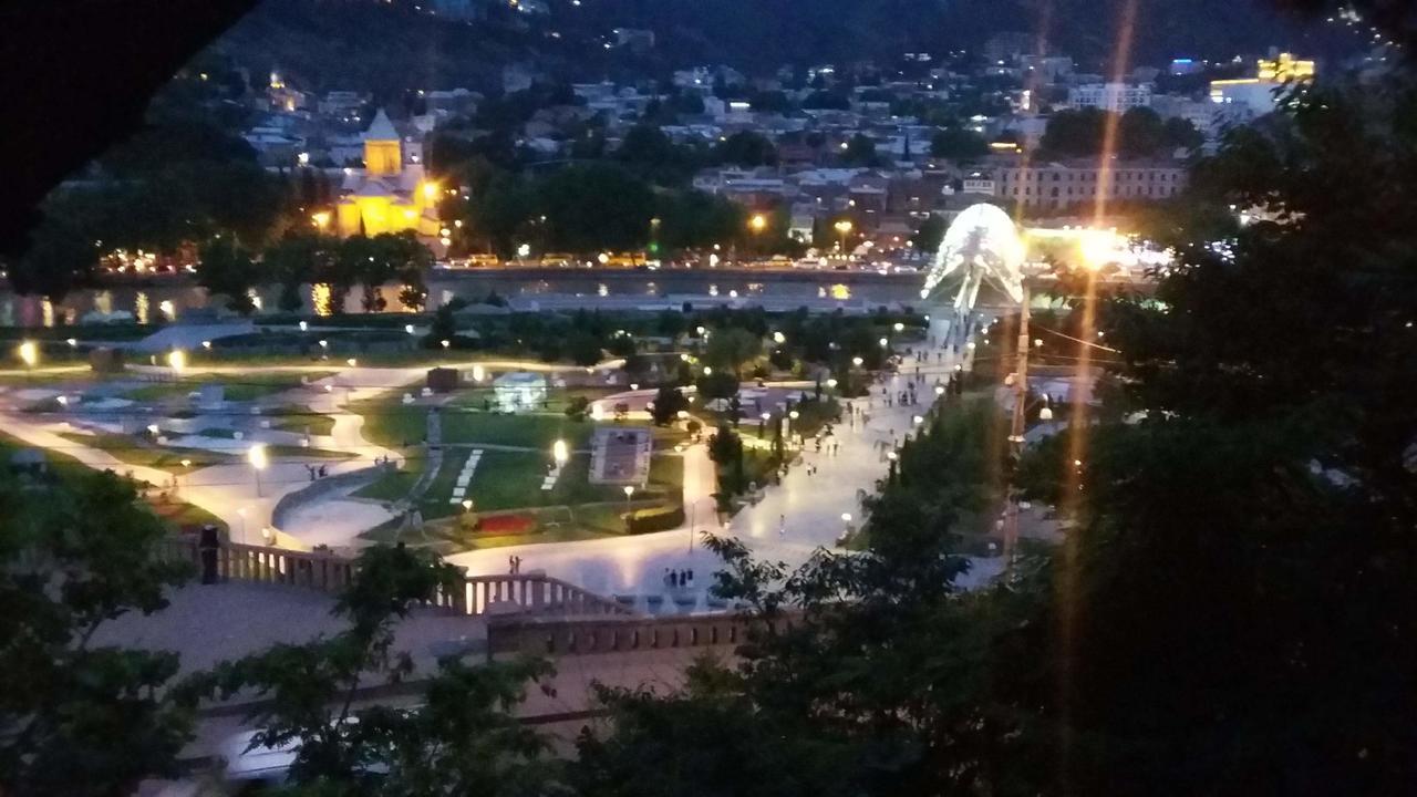 Hotel Jurkha Tbilisi ภายนอก รูปภาพ